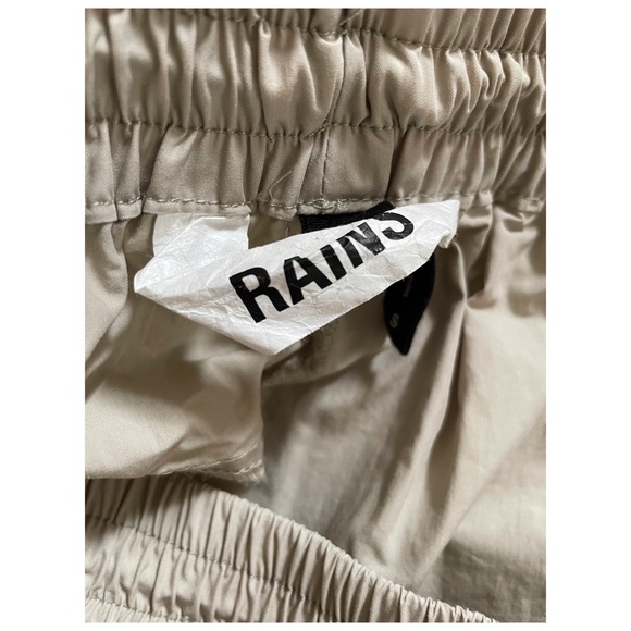 RAINS Gray Cotton Taffeta Shorts - Picture 3 of 6